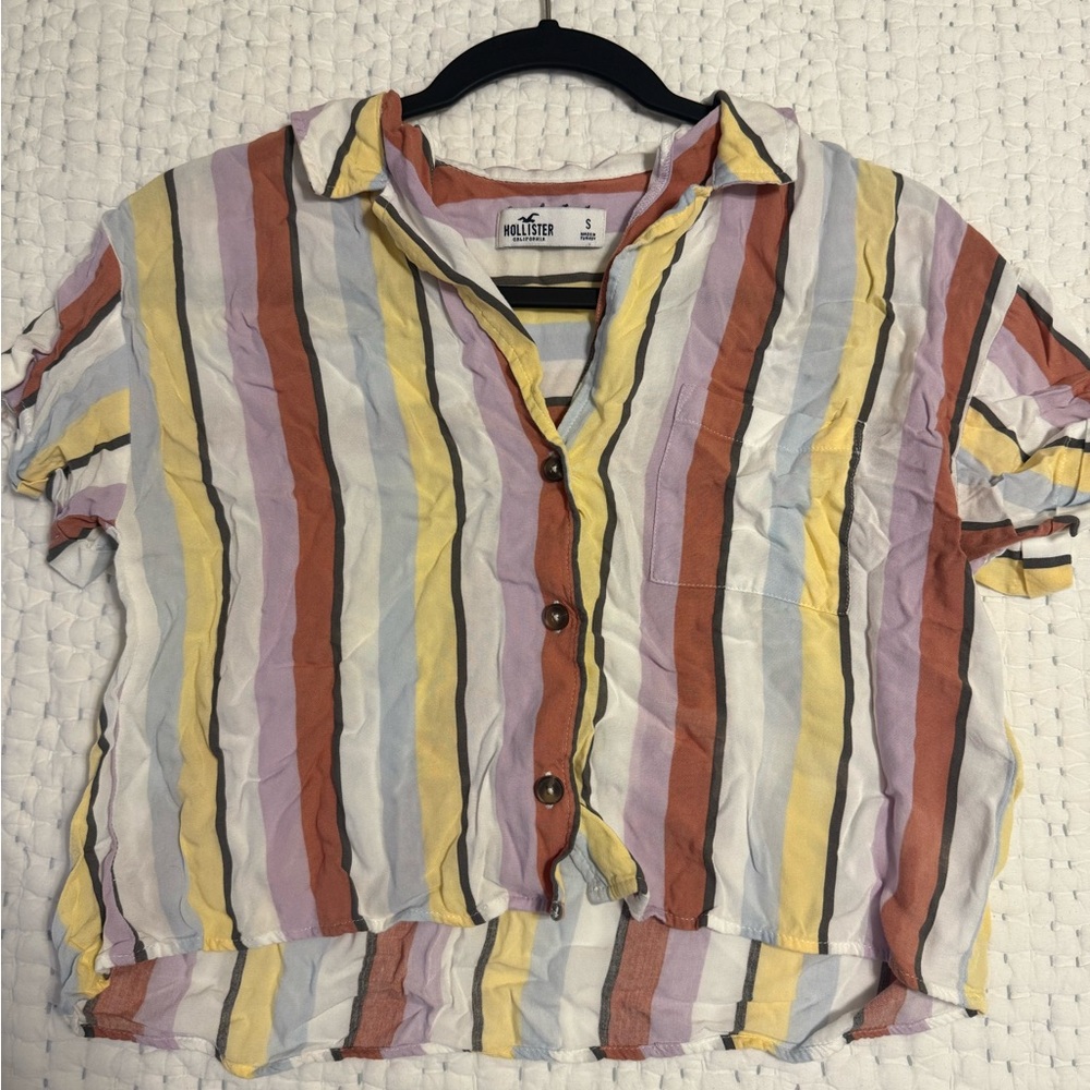 Hollister Cropped Button Down